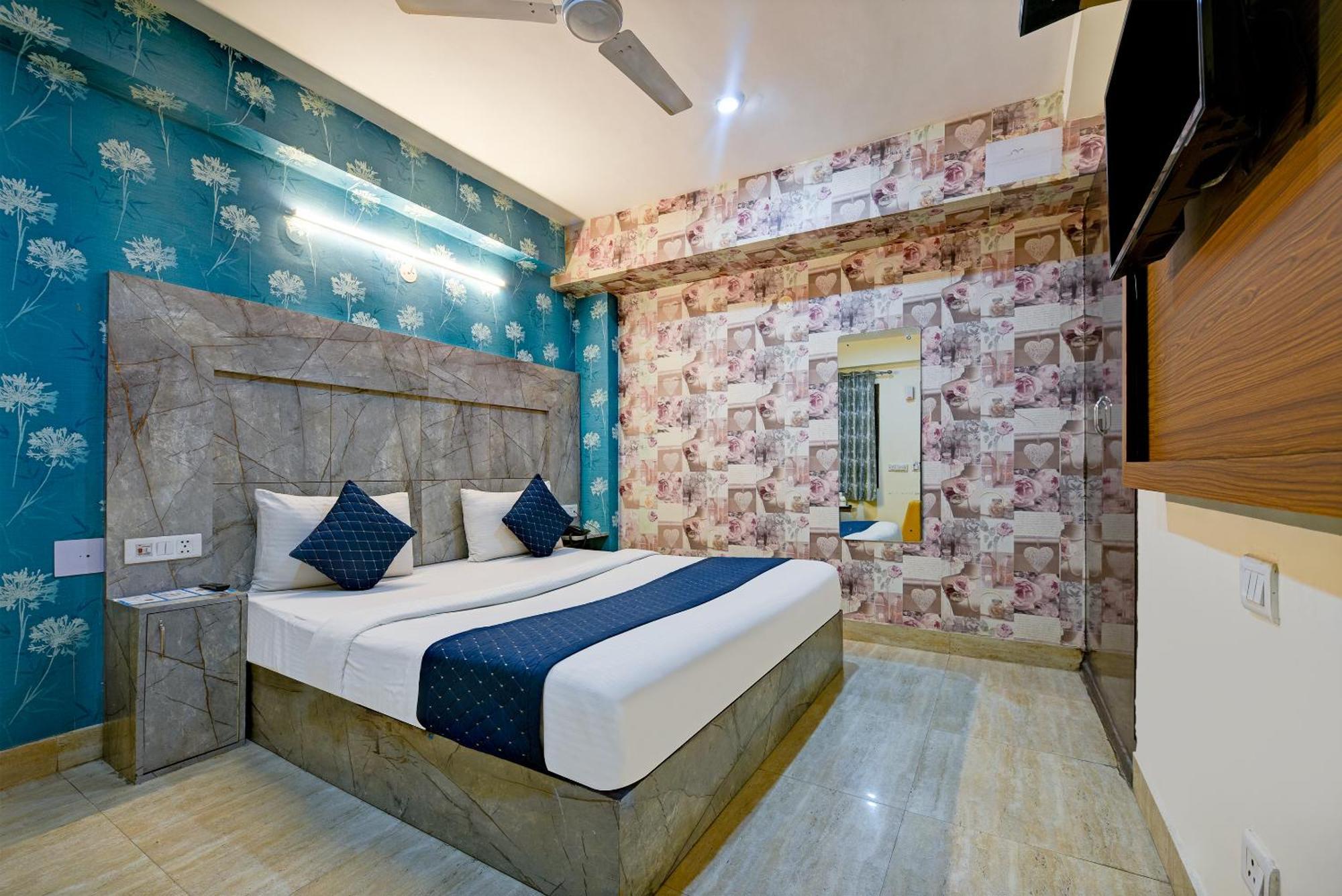Hotel Sky View At Airport New Delhi Extérieur photo